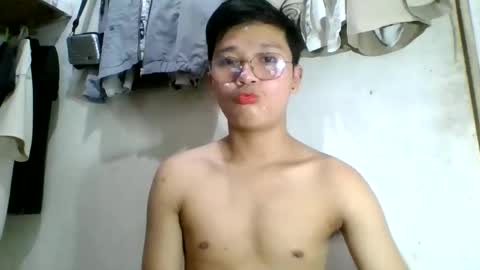 Snapshot of exotichugecock chatting on 01/26/25, 08:23 Jan online show from 01/26/25, 08:23