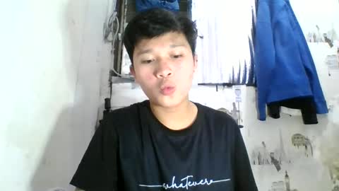 Snapshot of exotichugecock chatting on 02/07/25, 06:24 Jan online show from 02/07/25, 06:24