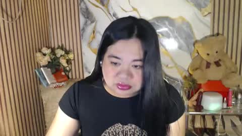 SHANTAL MARIE online show from 04/13/26, 04:18