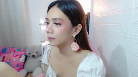 exotictssavie online show from 12/06/24, 09:35