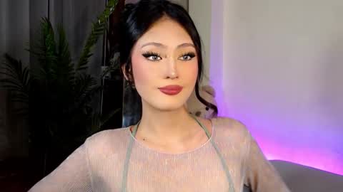 Candy  online show from 12/05/24, 11:05