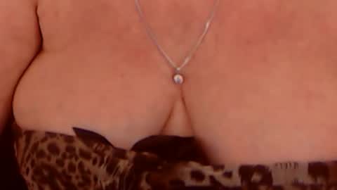 Alana online show from 12/28/24, 10:44