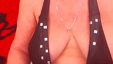 Alana online show from 01/12/25, 01:53