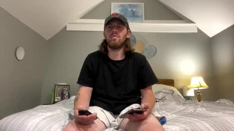 Snapshot of explosive_andyy chatting on 10/18/25, 11:05 Explosivee andyy online show from 10/18/25, 11:05