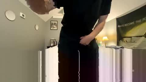 Snapshot of explosive_andyy chatting on 10/24/25, 06:32 Explosivee andyy online show from 10/24/25, 06:32