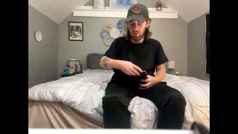 Snapshot of explosive_andyy chatting on 10/25/25, 04:09 Explosivee andyy online show from 10/25/25, 04:09