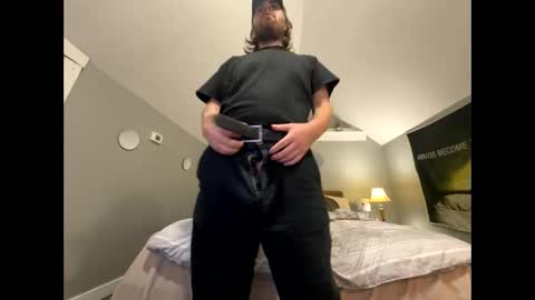 Snapshot of explosive_andyy chatting on 10/28/25, 12:47 Explosivee andyy online show from 10/28/25, 12:47