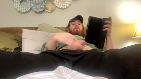 Snapshot of explosive_andyy chatting on 11/12/25, 06:58 Explosivee andyy online show from 11/12/25, 06:58