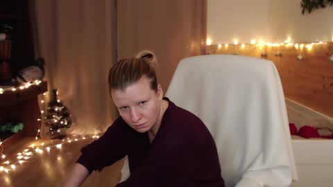 Snapshot of exponentex5 chatting on 01/01/25, 03:34 Crystal online show from 01/01/25, 03:34