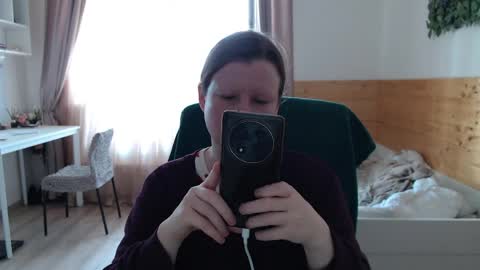 Snapshot of exponentex5 chatting on 04/16/26, 11:11 Crystal online show from 04/16/26, 11:11