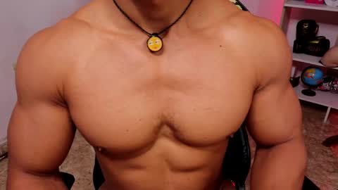 Snapshot of exquisite_gabe chatting on 04/21/26, 01:06 GABRIEL online show from 04/21/26, 01:06