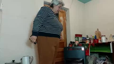 Snapshot of exquisitemature chatting on 01/25/25, 06:24 ExquisiteMature online show from 01/25/25, 06:24