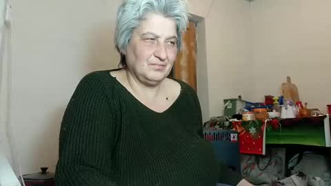 Snapshot of exquisitemature chatting on 02/09/25, 11:25 ExquisiteMature online show from 02/09/25, 11:25