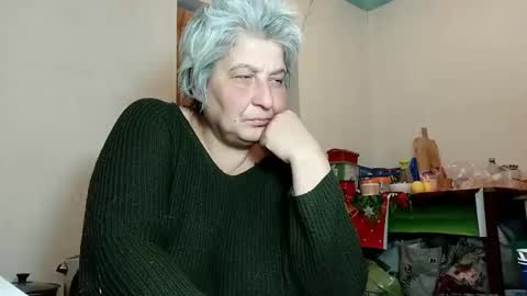 Snapshot of exquisitemature chatting on 02/13/25, 12:00 ExquisiteMature online show from 02/13/25, 12:00