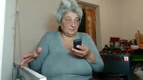 Snapshot of exquisitemature chatting on 02/17/25, 05:53 ExquisiteMature online show from 02/17/25, 05:53