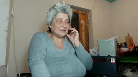 Snapshot of exquisitemature chatting on 02/18/25, 06:37 ExquisiteMature online show from 02/18/25, 06:37