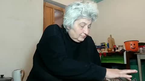 Snapshot of exquisitemature chatting on 02/19/25, 12:55 ExquisiteMature online show from 02/19/25, 12:55