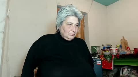 Snapshot of exquisitemature chatting on 03/03/25, 06:37 ExquisiteMature online show from 03/03/25, 06:37