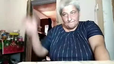 Snapshot of exquisitemature chatting on 09/24/25, 10:51 ExquisiteMature online show from 09/24/25, 10:51