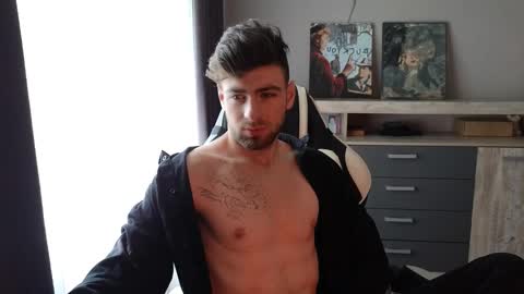 Snapshot of exstayz chatting on 09/11/25, 06:57 Sweetheart online show from 09/11/25, 06:57