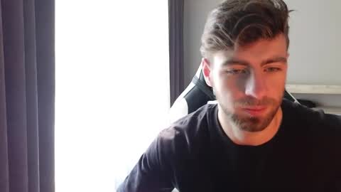 Snapshot of exstayz chatting on 09/27/25, 06:51 Sweetheart online show from 09/27/25, 06:51