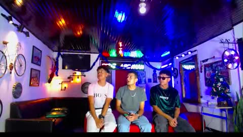 extrangers online show from 12/17/25, 01:06