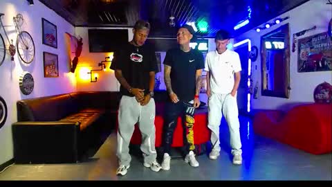 extrangers online show from 02/28/26, 12:39