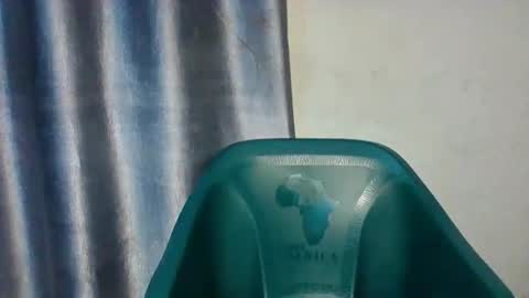 extremelywetgirl_ online show from 04/04/26, 09:18