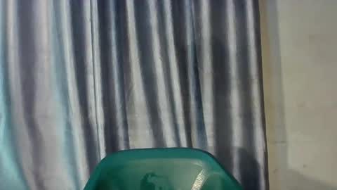 extremelywetgirl_ online show from 04/09/26, 06:19