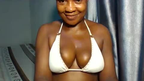 extremelywetgirl_ online show from 04/11/26, 08:24