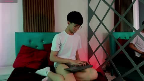 Eyden online show from 03/31/26, 08:09