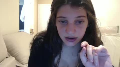 Snapshot of eyecandybella chatting on 11/03/25, 10:42 Izabella online show from 11/03/25, 10:42