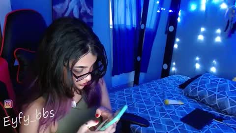 Snapshot of eyfy_bbs chatting on 12/26/24, 08:32 Nadia online show from 12/26/24, 08:32