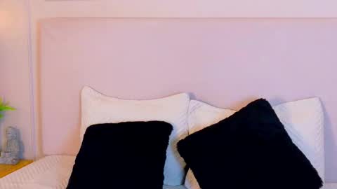 eymicooper online show from 09/13/25, 07:35