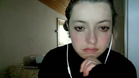 Aimee online show from 02/25/25, 06:53