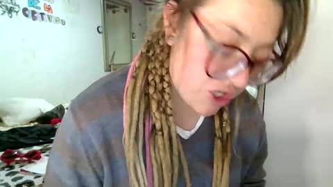 Aimee online show from 11/03/25, 04:58