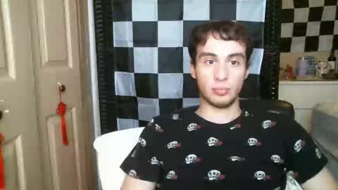 Ezra Naamah online show from 02/04/25, 06:49