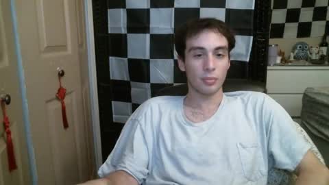 Ezra Naamah online show from 02/09/25, 11:04