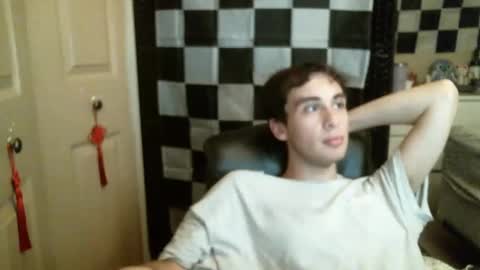 Ezra Naamah online show from 02/10/25, 02:08