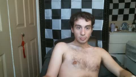 Ezra Naamah online show from 02/25/25, 09:57