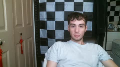 Ezra Naamah online show from 03/10/25, 04:35