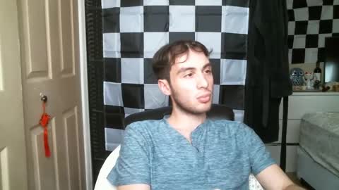 Ezra Naamah online show from 03/11/25, 08:53