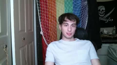 Ezra Naamah online show from 03/01/26, 07:05