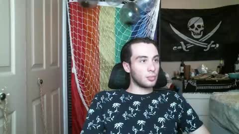 Ezra Naamah online show from 04/07/26, 06:52