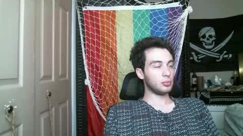 Ezra Naamah online show from 05/10/26, 03:17