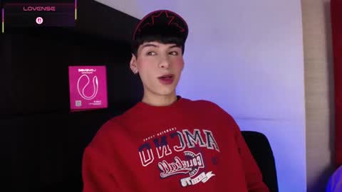 Juan online show from 10/22/25, 05:08