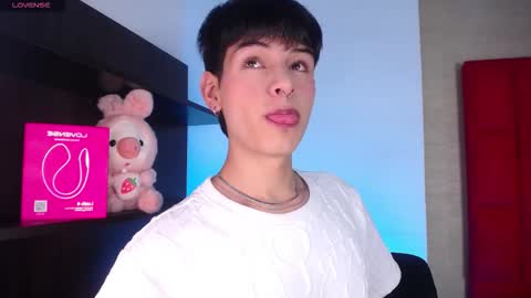 Juan online show from 12/22/25, 05:15