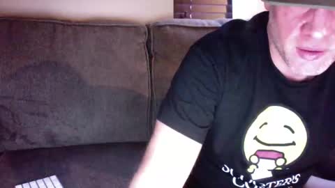 ezze2002 online show from 03/04/26, 11:33