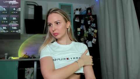  if you dont have fansly account yet use this link to registration    online show from 12/15/24, 04:04