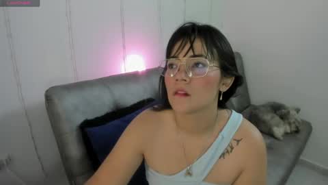 camila online show from 04/19/26, 01:21